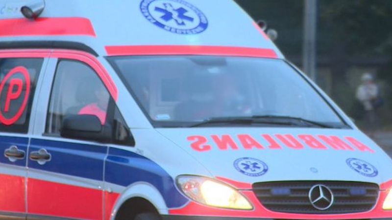 2-latek wypadł z okna kamienicy w Rawiczu. Był pod opieką obojga rodziców