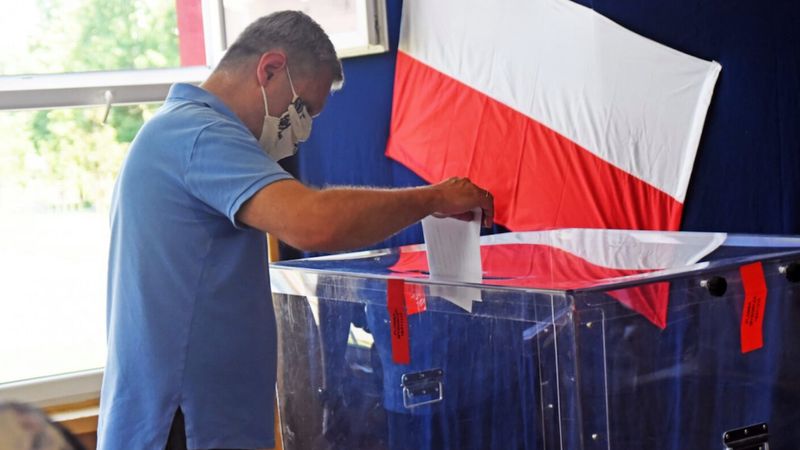 Przekupstwo wyborcze w Sochaczewie: głos za butelkę wódki