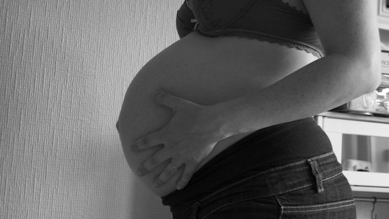Odmówiono aborcji zgwałconej 12-latce. „Zmuszono mnie do macierzyństwa”