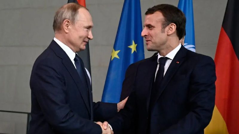Francja pomogła Rosji