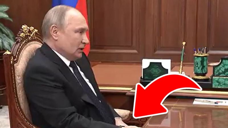 nietypowe zachowanie Putina