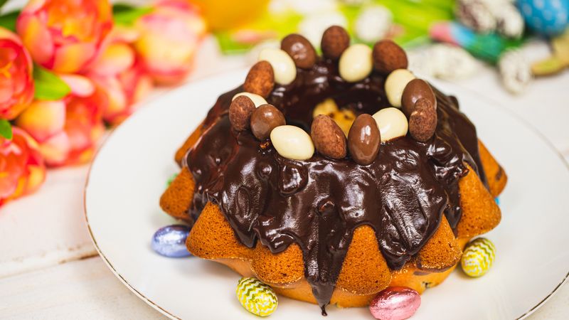 Babka marmurkowa w 5 minut. Błyskawiczny przepis na Wielkanoc