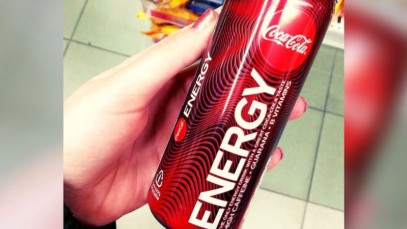 Coca-Cola wypuściła nowy energetyk z kofeiną pochodzenia naturalnego i BEZ tauryny