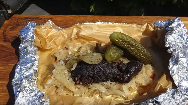 Kaszanka z grilla – przepis na smaczne danie z rusztu