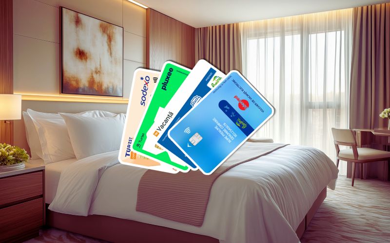 Plătește cu cardul de vacanță » »