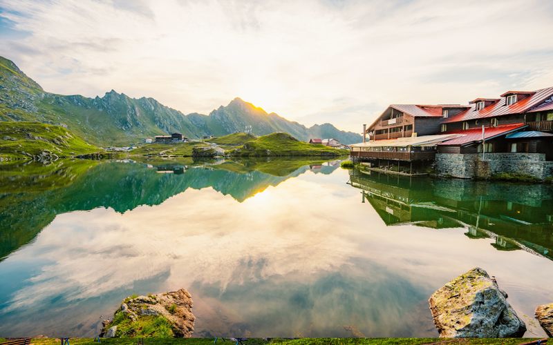 Cazări cu anulare gratuită