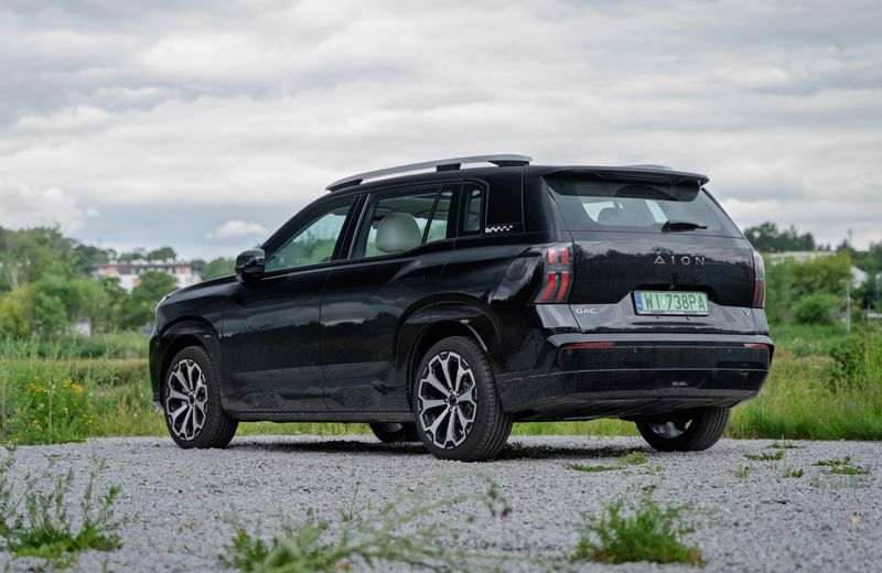 GAC Aion V
