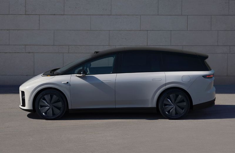 li auto i8