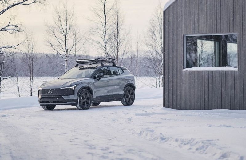 Volvo EX30 Cross Country