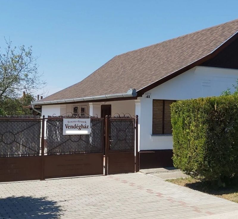 Feszty-fészek Vendégház Tiszafüred - foto 1