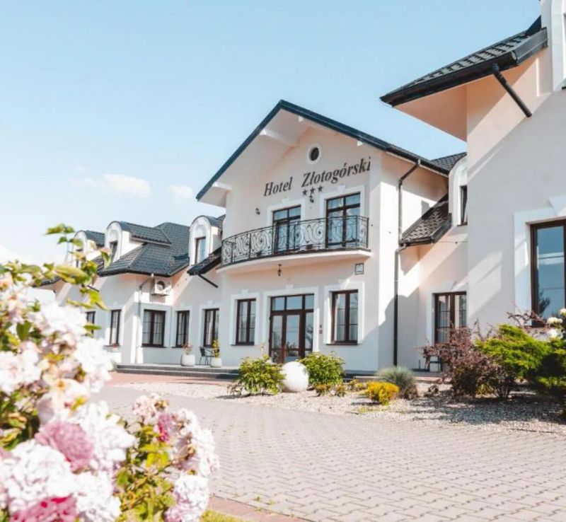 Hotel Złotogórski Daniszew - foto 1