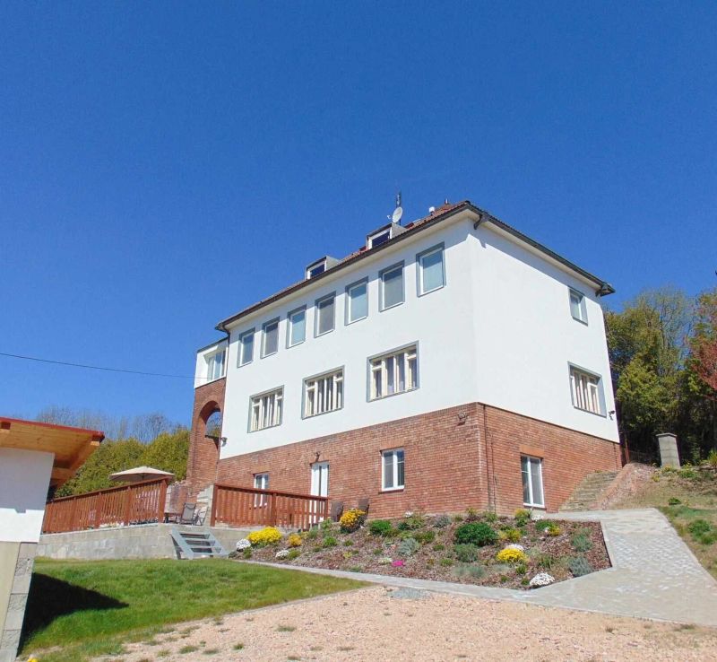 Vila Hořičky - foto 1