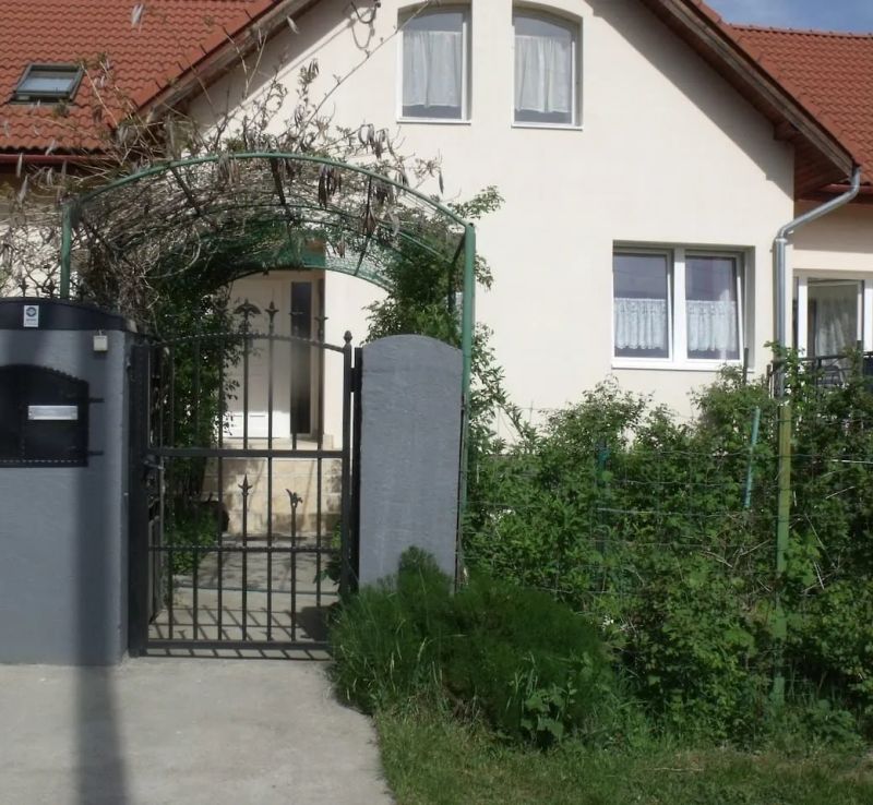 Villavölgy Vendégház Dömös - foto 1