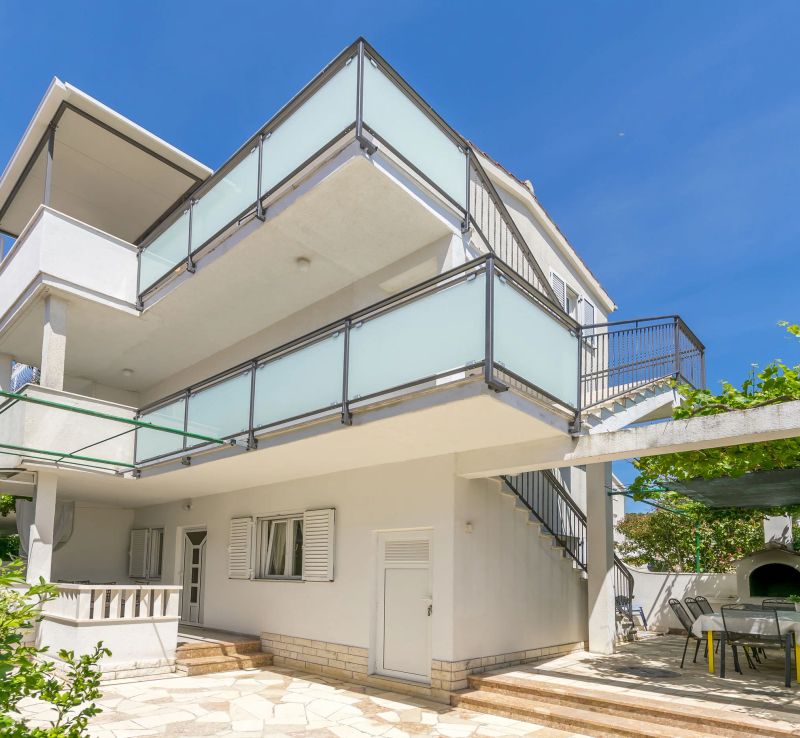 Apartments Vinčić Rogoznica - foto 1