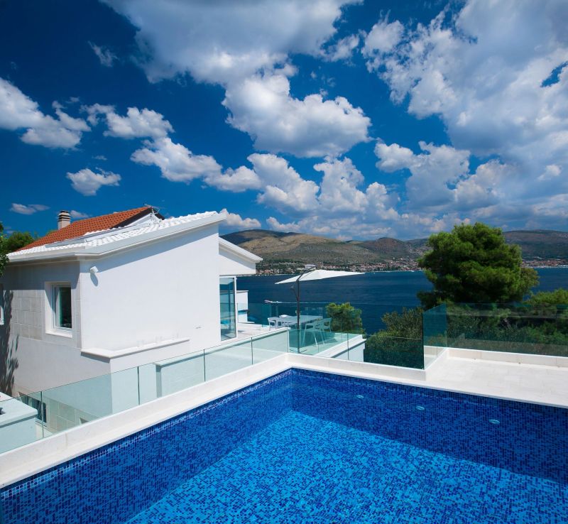 Seaside Family Friendly House With A Swimming Pool Okrug Donji, Čiovo - 17587 Okrug Donji - foto 1