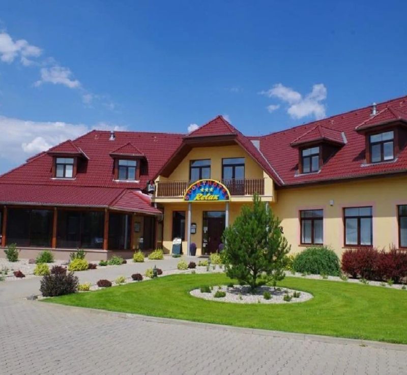 SPORTHOTEL RELAX Veletov - foto 1