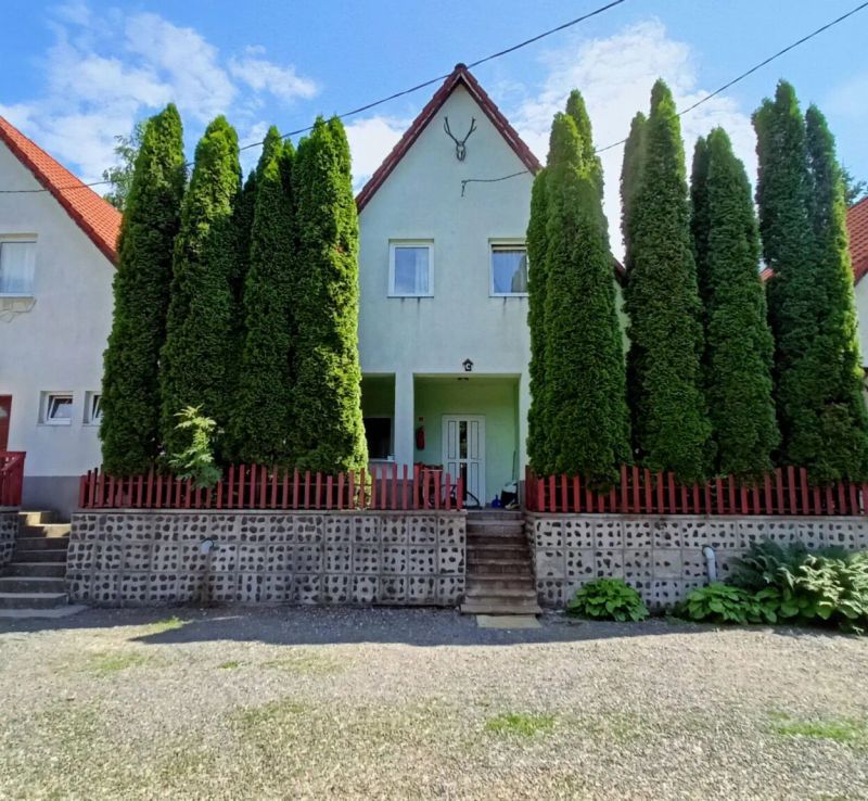 Vadász Turista Centrum Mátraszentlászló - foto 1