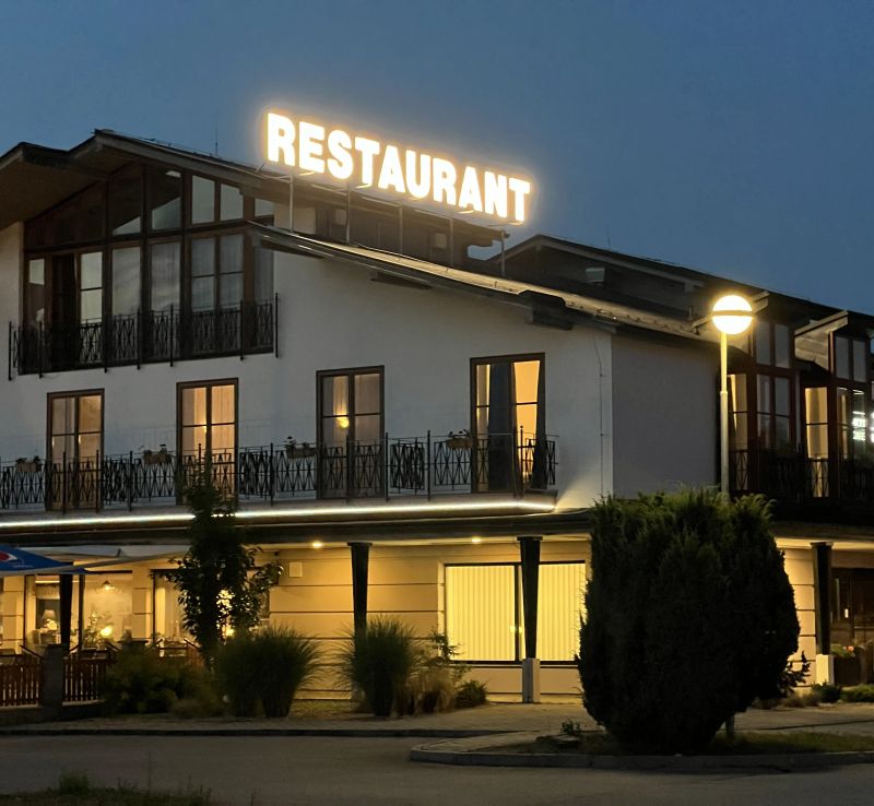 Hotel SLOUP Řípec - foto 1