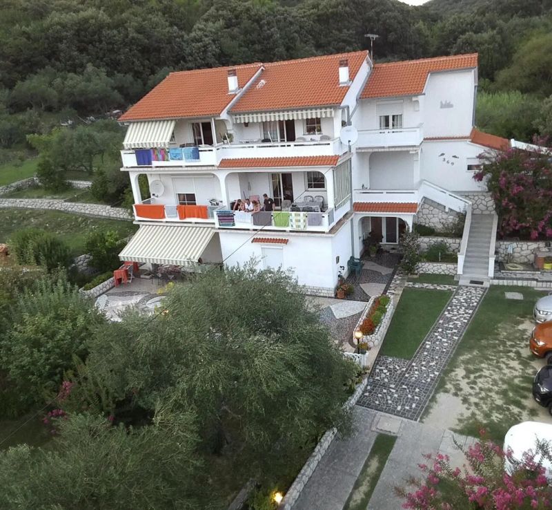 Apartmani Dora Kampor - foto 1