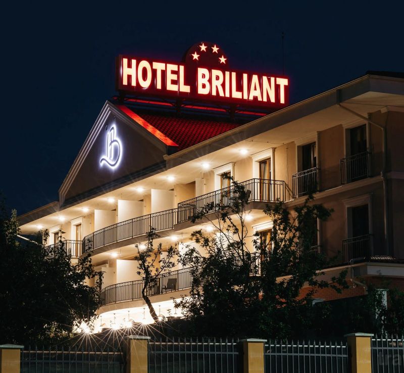 Hotel Briliant Cluj-Napoca - foto 1