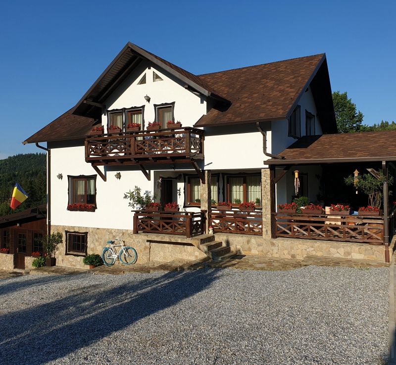 Casa Izvorul Rarăului Câmpulung Moldovenesc - foto 1