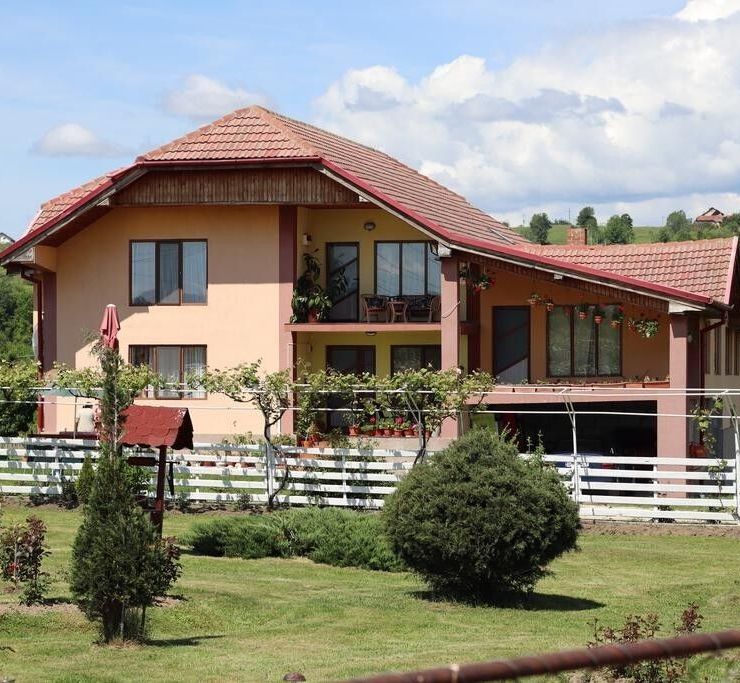 Casa de Vacanta Madalina Novaci - foto 1