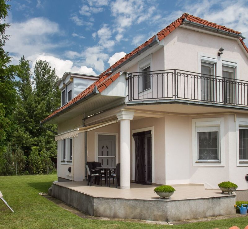 Domján Villa Balatonmáriafürdő - foto 1