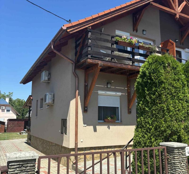 Lívia Apartman Vonyarcvashegy - foto 1