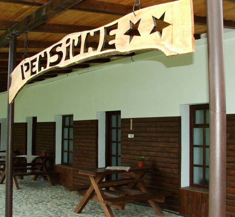 Pensiunea Elza Corbeni - foto 1