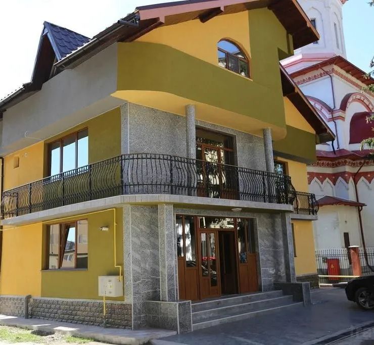 Vila Class Petroșani - foto 1