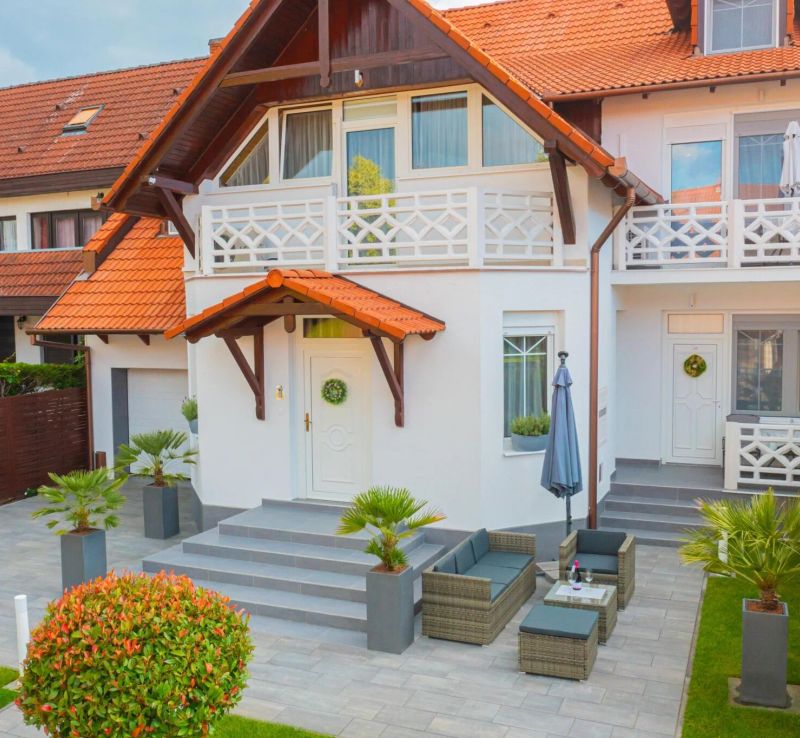 Stribli Apartmanház Harkány - foto 1