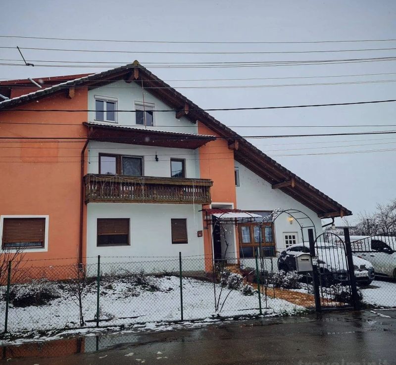 Vila Hotea Rontău - foto 1