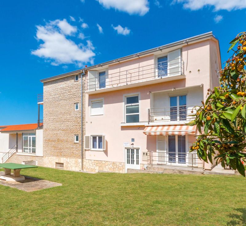 Apartman Sveti Filip i Jakov - CDA745 - foto 1