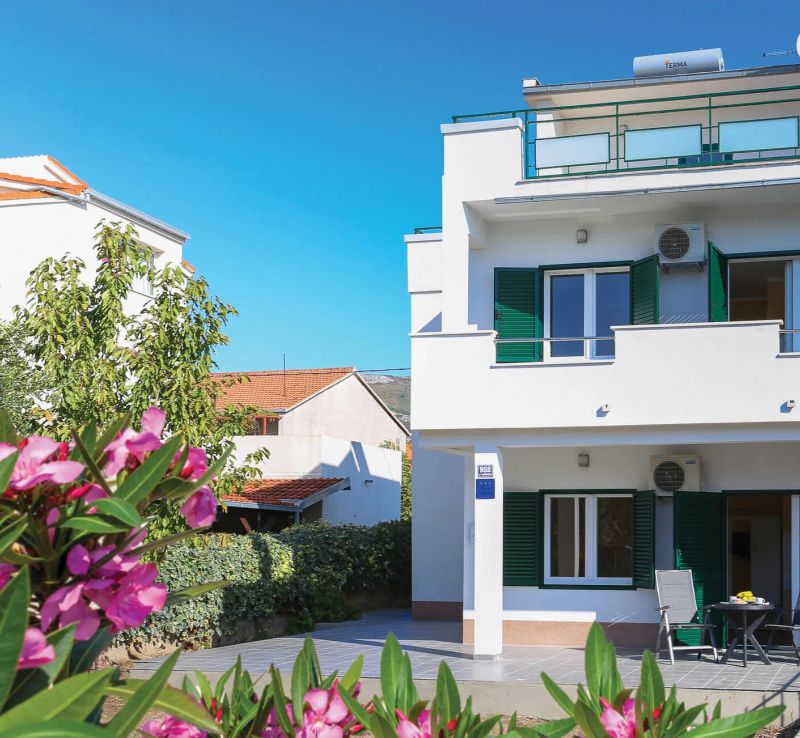 Apartman Kaštel Stari - CDC442 - foto 1