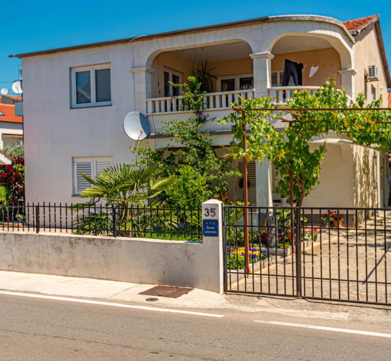 Apartman Vodice - CDJ209 - foto 1