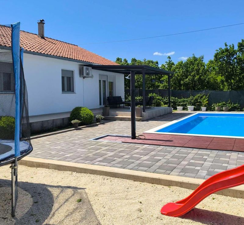 Vendégház Vinjani - CDF979 - foto 1