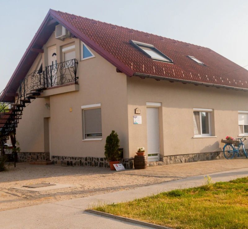 Báró Berg Apartman Kapuvár - foto 1