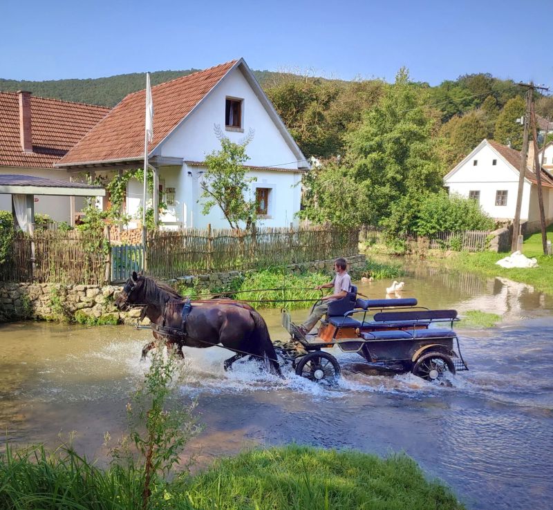 Kikötő Vendégház Jósvafő - foto 1