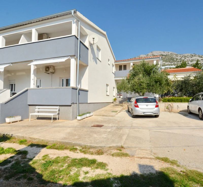 Apartmani Antonija Starigrad - foto 1