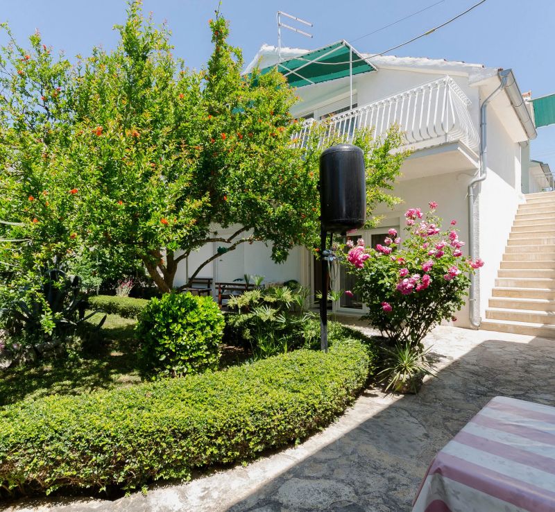 Apartments Mirjana Blue Beach Vodice - foto 1