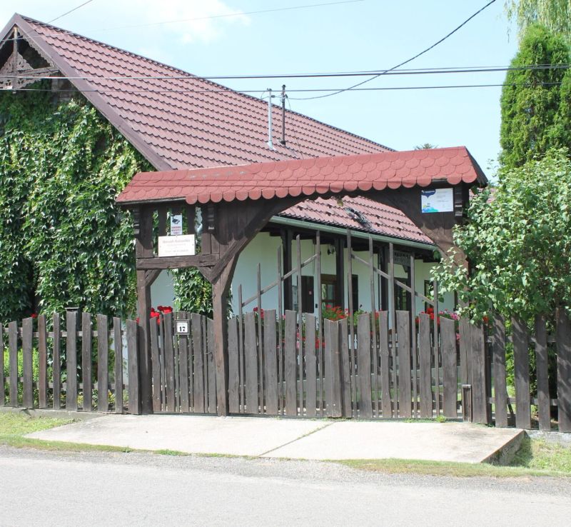 Horváth Kulcsosház Diósjenő - foto 1