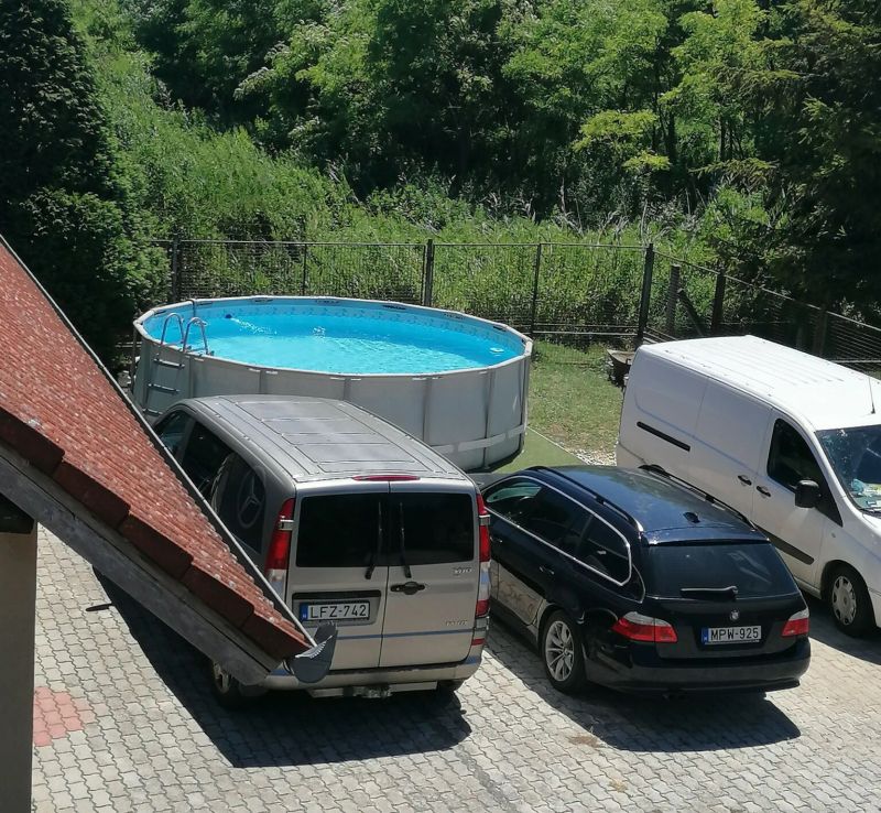 Medencés Apartmanház Balatonfenyves - foto 1