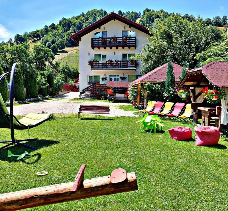 Vila Anto Bran - foto 1