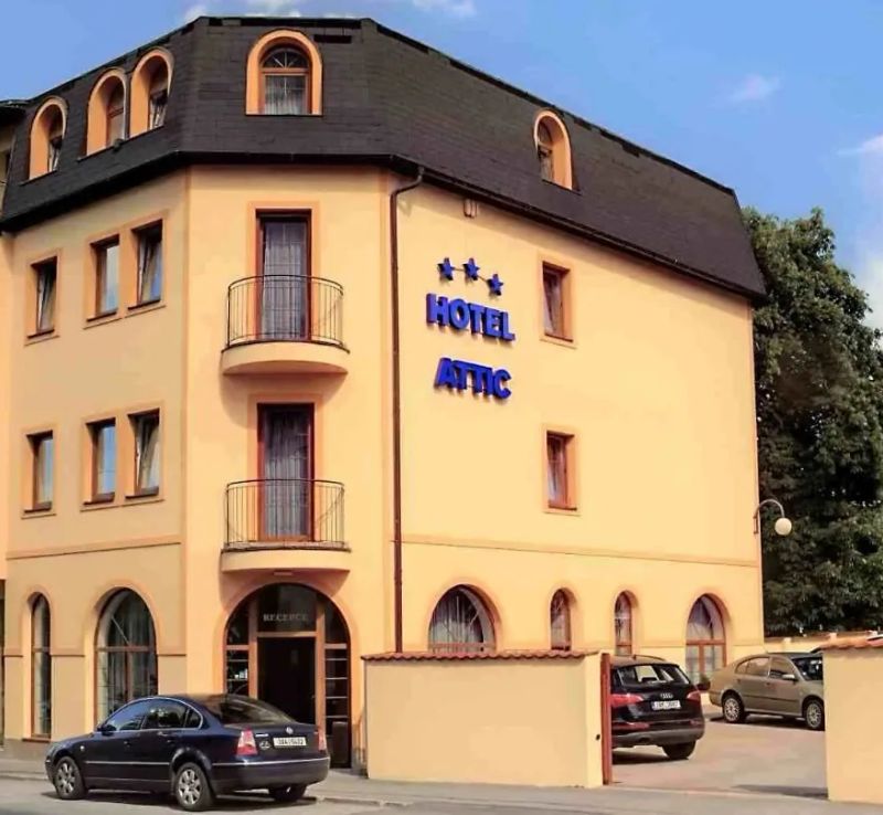 Hotel Attic Praha - foto 1