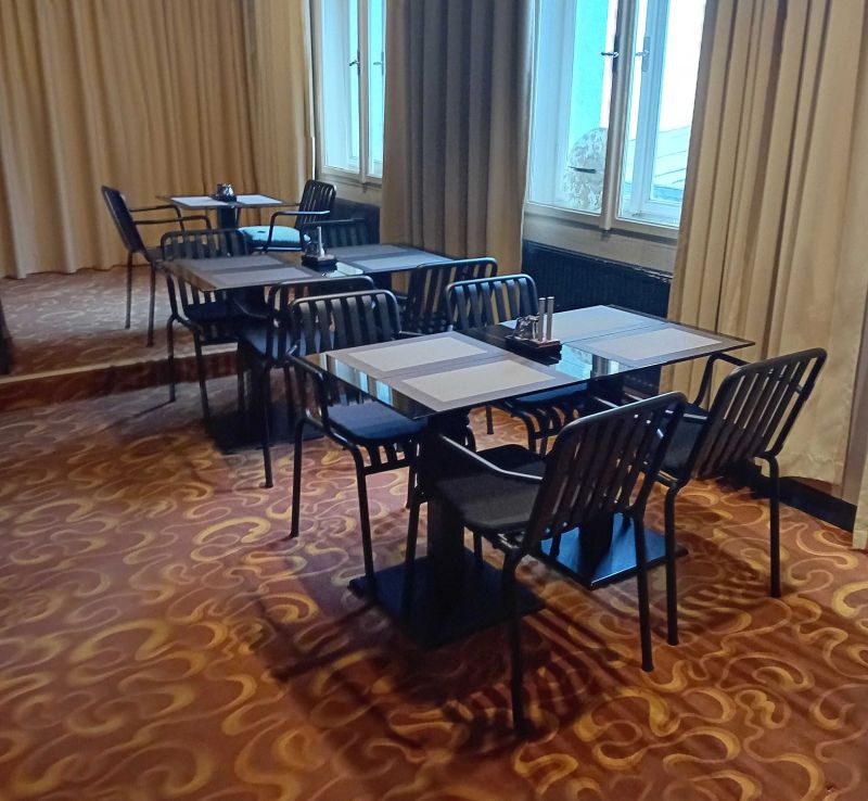 Hotel Zlatá včela Domažlice - foto 1