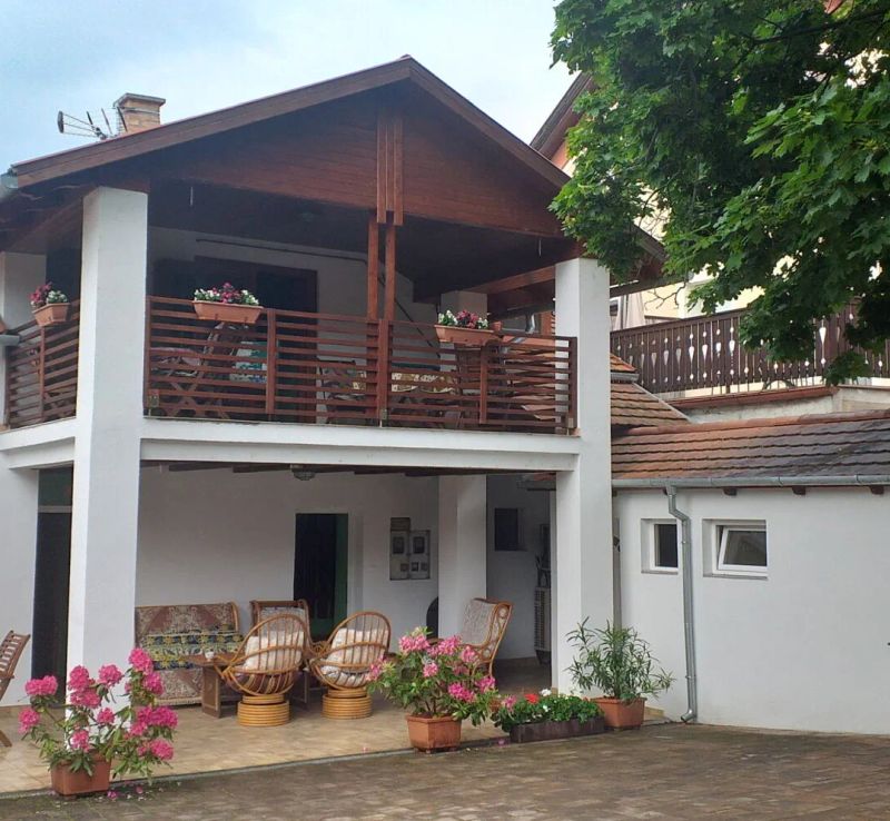 Fészek Apartmanház Balatonfüred - foto 1