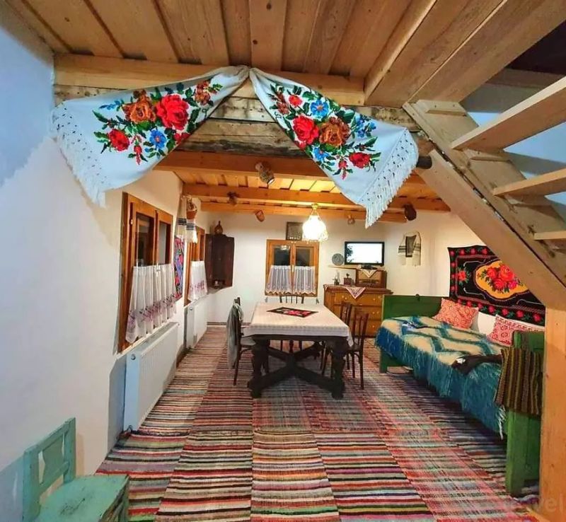 Casa Bunicii Toplița - foto 1