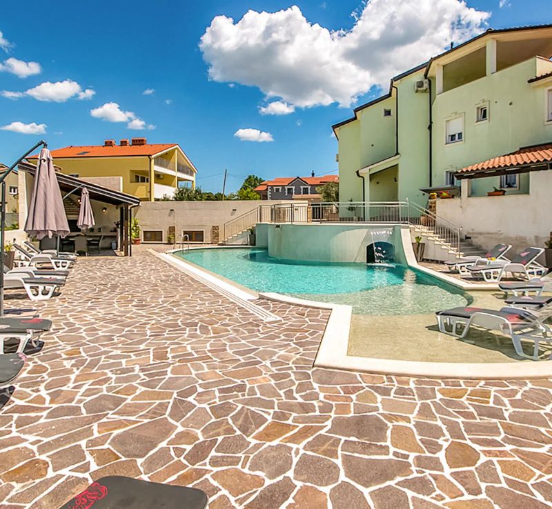 Apartman Pula - CIR680 - foto 1