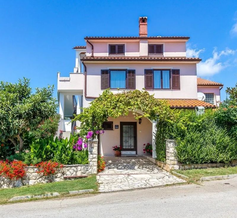 Casa Winny Banjole - foto 1
