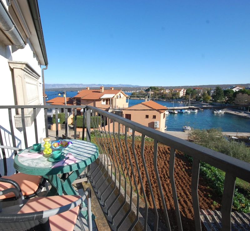 Apartments By The Sea Vantačići, Krk - 20659 Vantačići - foto 1